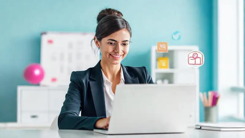 Profesional digital triunfa visualmente y organizada